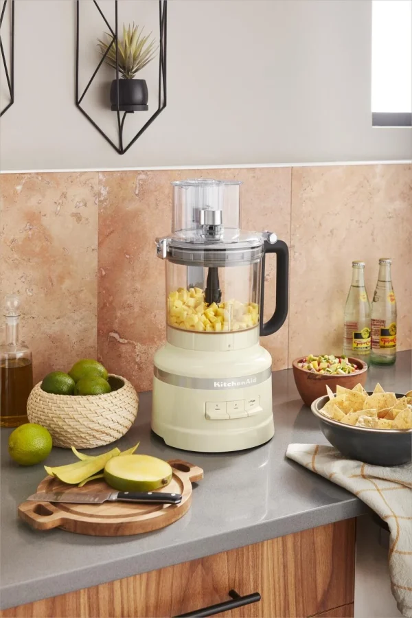 KitchenAid Food Processor 3,1L In Creme 9